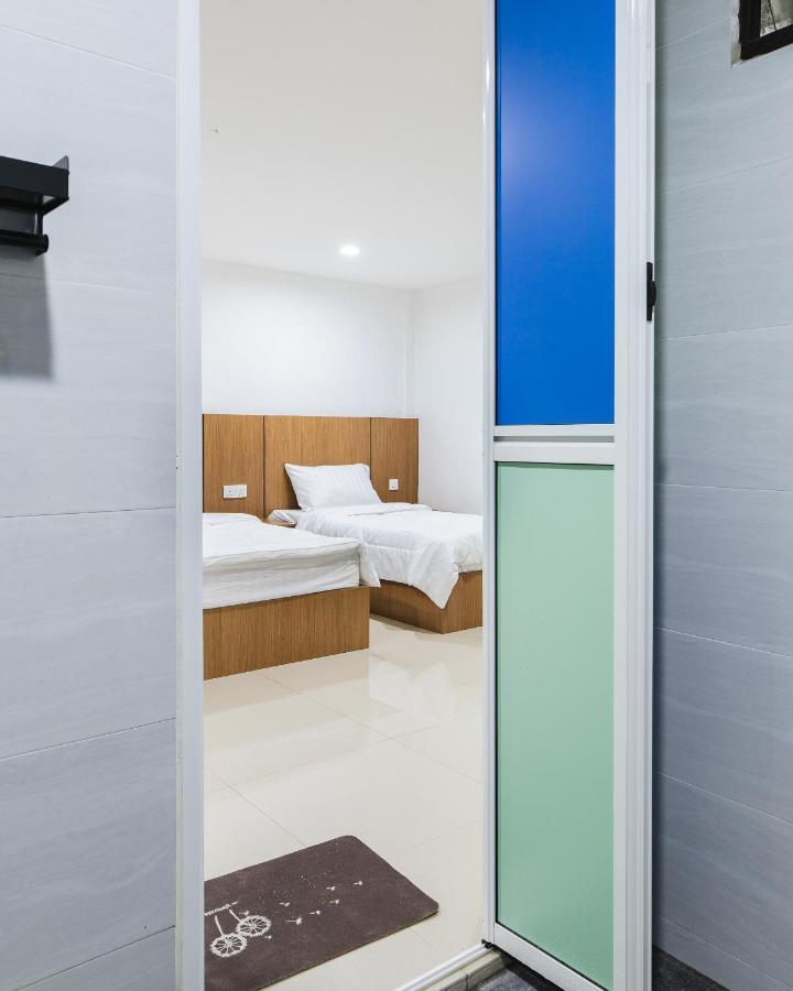 Ellin Forest Karaoke & Pool Resort Bukit Tinggi Bentong Dış mekan fotoğraf