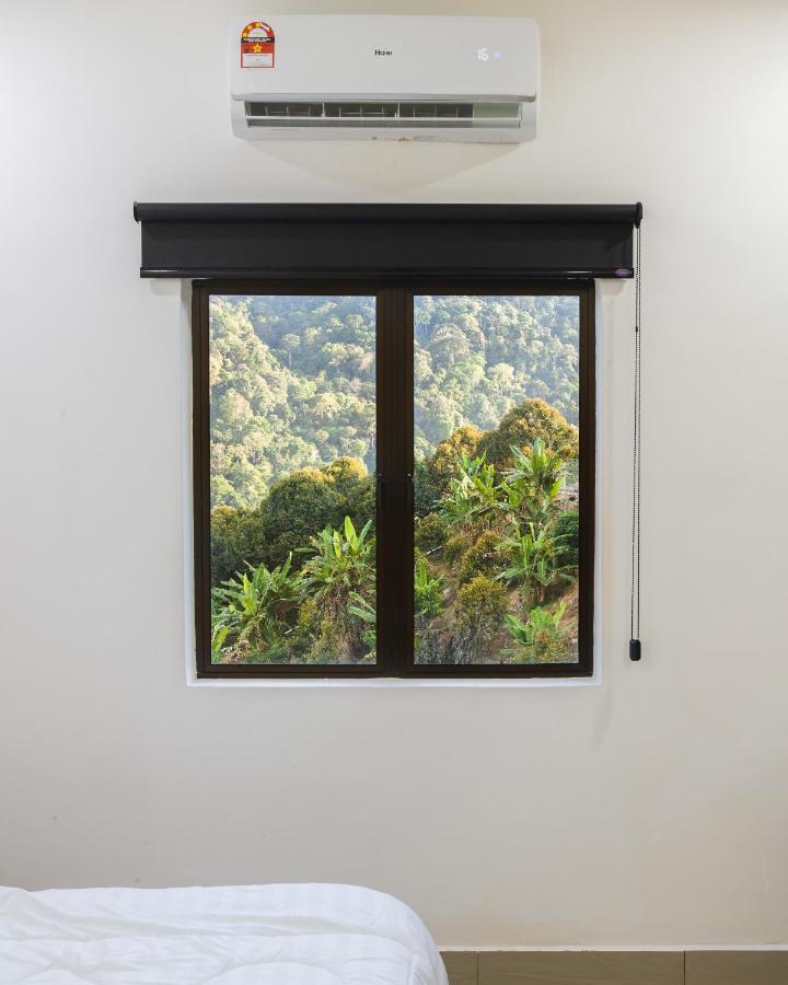 Ellin Forest Karaoke & Pool Resort Bukit Tinggi Bentong Dış mekan fotoğraf