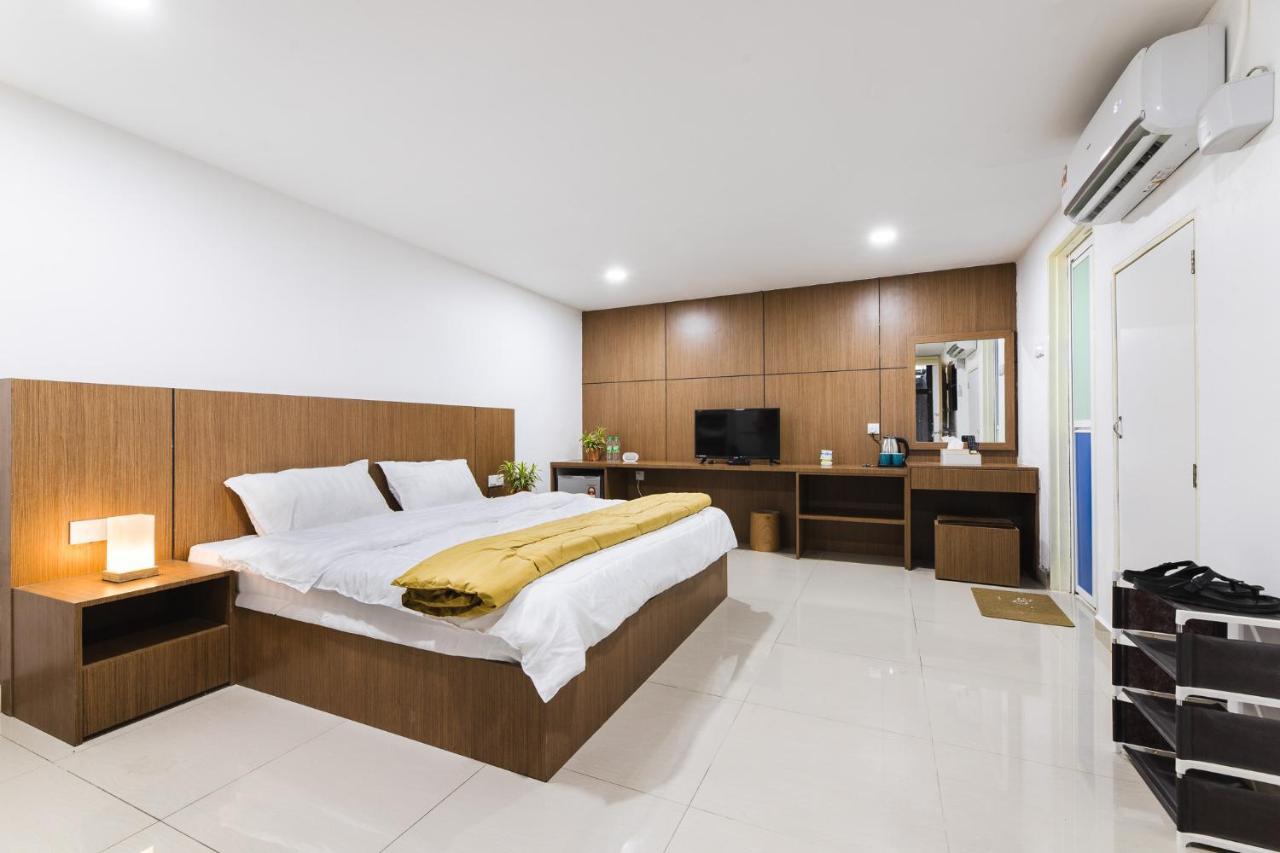 Ellin Forest Karaoke & Pool Resort Bukit Tinggi Bentong Dış mekan fotoğraf